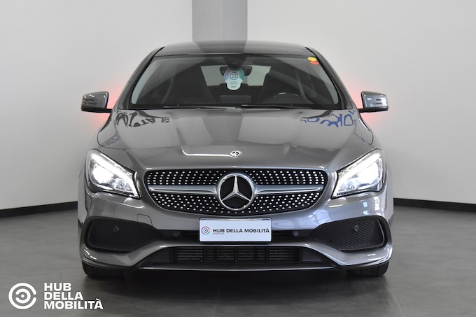 MERCEDES-BENZ CLA 180 d Automatic Premium